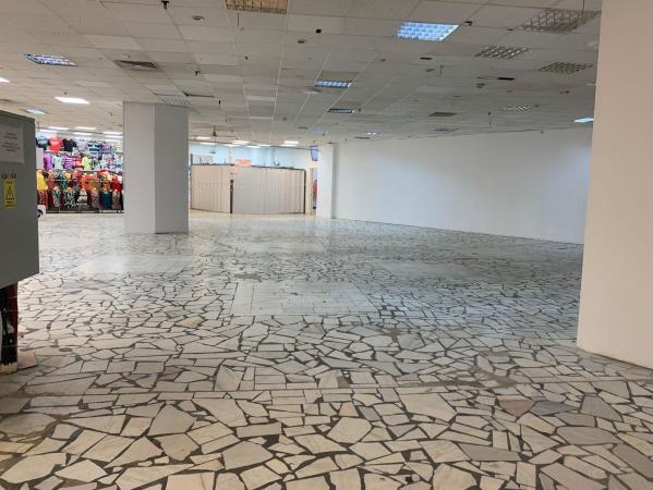 Commercial spaces Bucur Obor Store