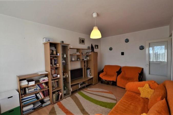 Apartament 3 camere 1983 Obor - Teiul Doamnei - Sanzieni