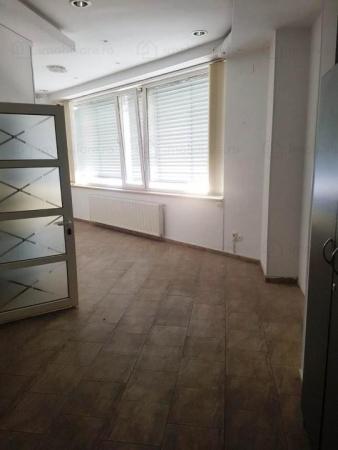 Cladire de birouri , P+2 , 1258mp utili