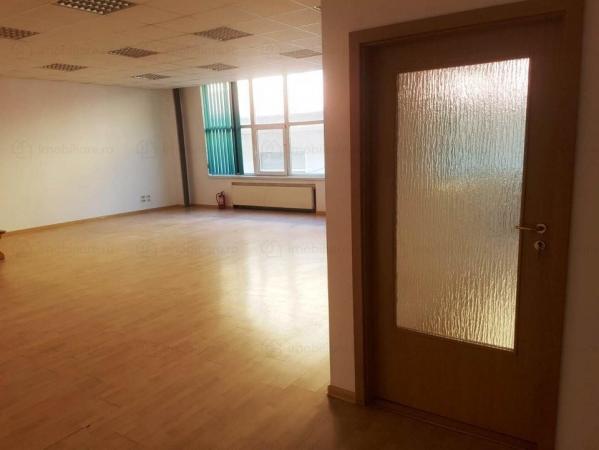 Cladire de birouri , P+2 , 1258mp utili