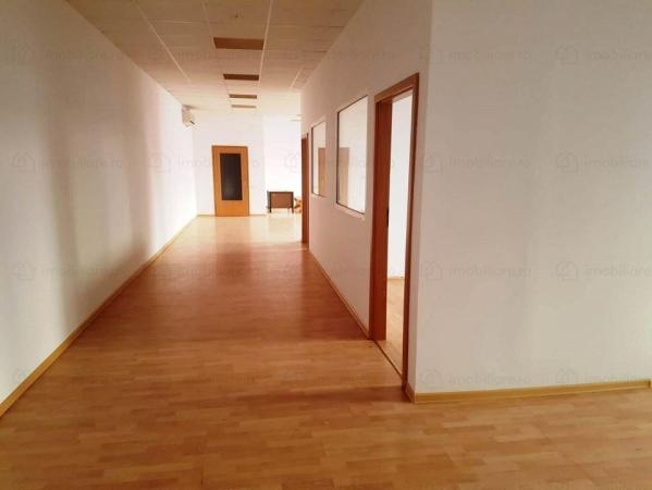 Cladire de birouri , P+2 , 1258mp utili