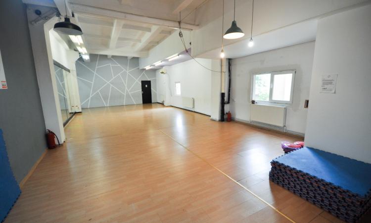 Unirii Tineretului Sala de dans /alte activitati 100mp Open Space 4m Inatime