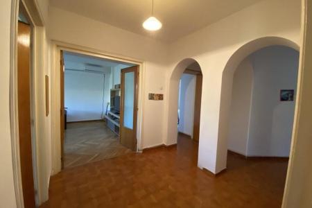 Piata Unirii Fantani Apartament decomandat 5 camere 110mp