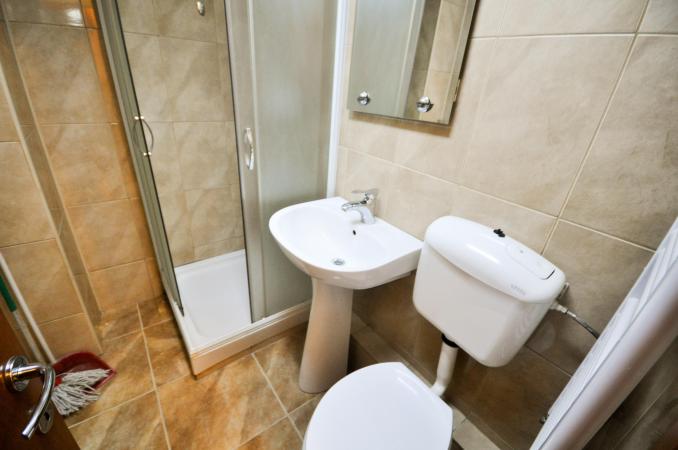Bd Unirii Rond Alba Iulia Spatiu Decomandat 4 camere 94mp