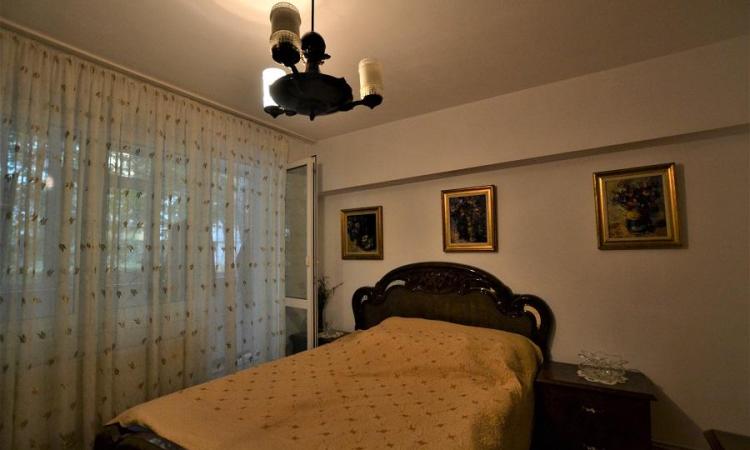Apartament 4 camere - Lacul Tei - Masina de Paine
