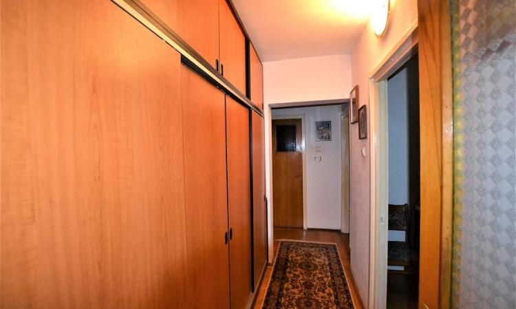 Apartament 4 camere - Lacul Tei - Masina de Paine