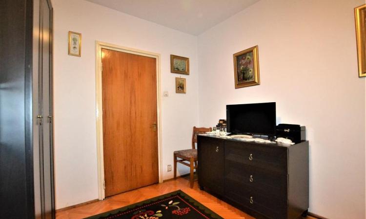 Apartament 4 camere - Lacul Tei - Masina de Paine
