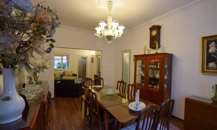 Vila 6 cam -220 mpc - teren 166 mp - Piata Alba Iulia - Aniversarii - Dristor