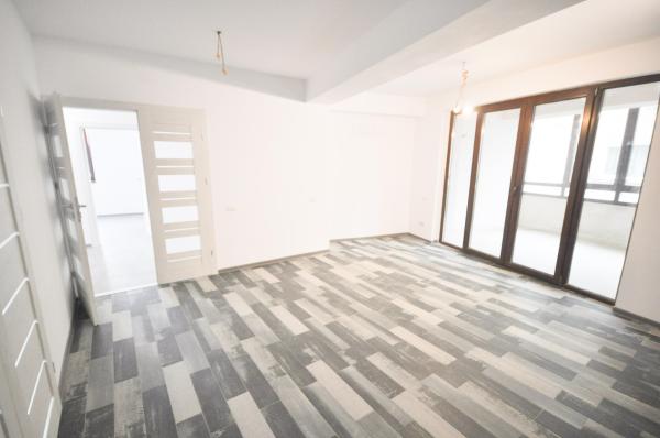 Tineretului Cantemir Carol Spatiu birouri 3 camere decom Bloc Nou