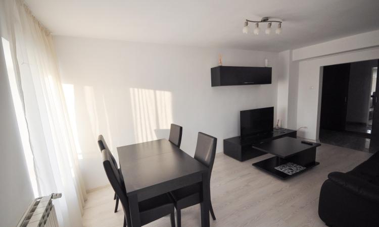 Bd Unirii Nerva Traian Apart Decomandat 2 camere