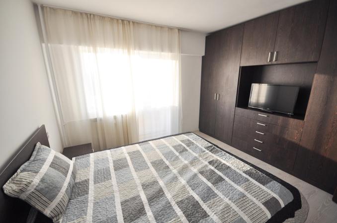 Bd Unirii Nerva Traian Apart Decomandat 2 camere