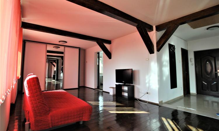 Apartament 3 camere - Baneasa - in vila - zona linistita