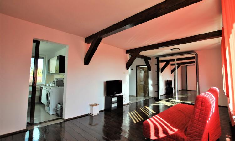 Apartament 3 camere - Baneasa - in vila - zona linistita
