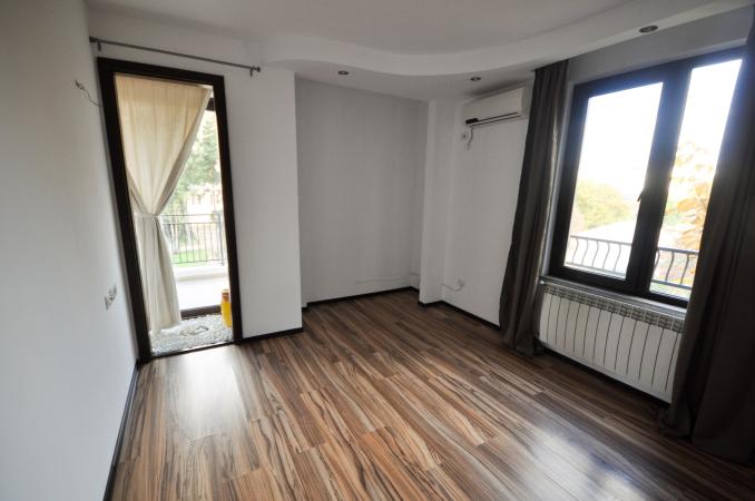 Piata Unirii metrou Apartament 4 camere Bloc Nou Centrala Parcare