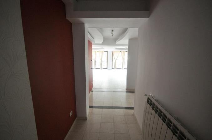 Piata Unirii metrou Apartament 4 camere Bloc Nou Centrala Parcare