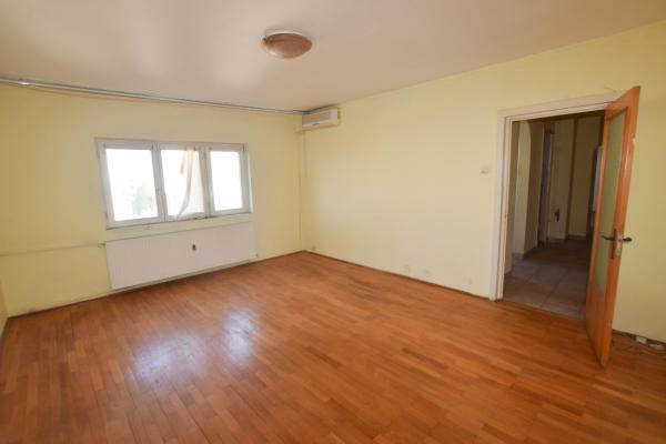 Apartament 3 camere - 1990 - etaj 7/8 - Vlad Dracu - Nerva Traian