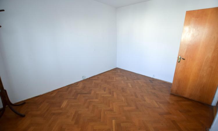 Apartament 3 camere - 1990 - etaj 7/8 - Vlad Dracu - Nerva Traian