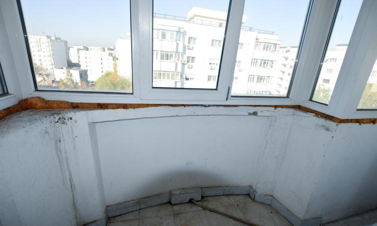 Apartament 3 camere - 1990 - etaj 7/8 - Vlad Dracu - Nerva Traian