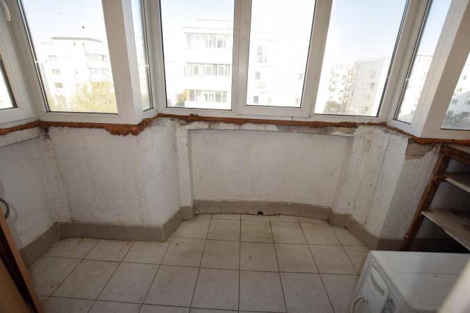 Apartament 3 camere - 1990 - etaj 7/8 - Vlad Dracu - Nerva Traian