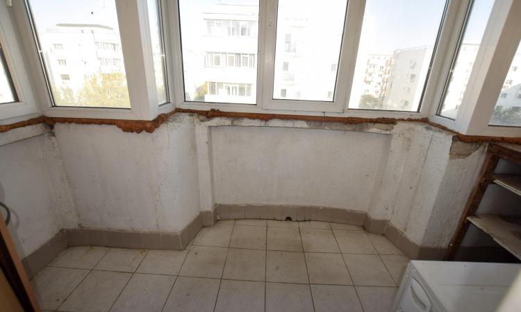 Apartament 3 camere - 1990 - etaj 7/8 - Vlad Dracu - Nerva Traian