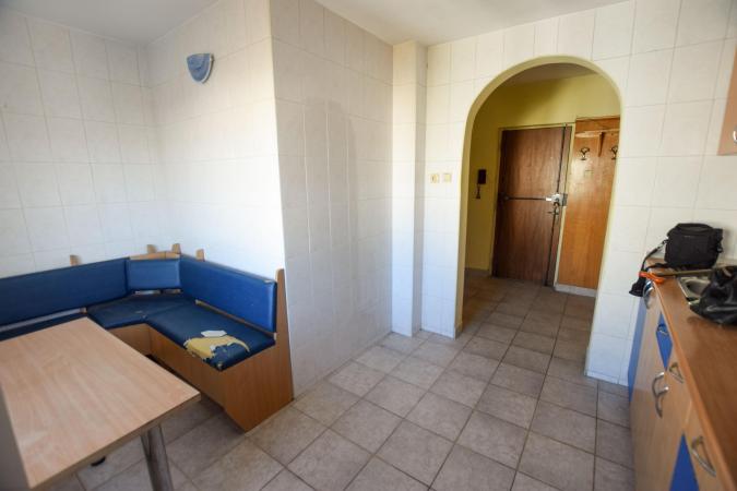 Apartament 3 camere - 1990 - etaj 7/8 - Vlad Dracu - Nerva Traian