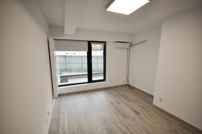 Calea Calarilor Spatiu birouri 3 camere Bloc Nou Centrala