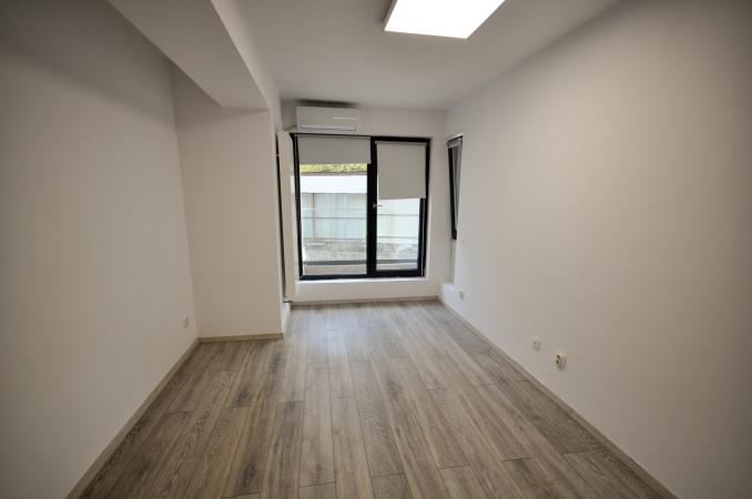 Calea Calarilor Spatiu birouri 3 camere Bloc Nou Centrala