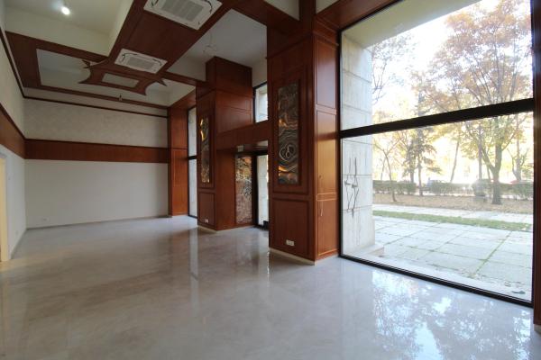 Spatiu comercial - parter - incalzire in pardoseala