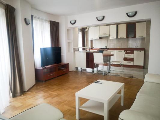 B-dul Decebal - apartament 3 camere, mobilat si utilat