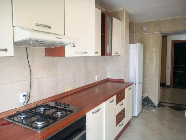 B-dul Decebal - apartament 3 camere, mobilat si utilat