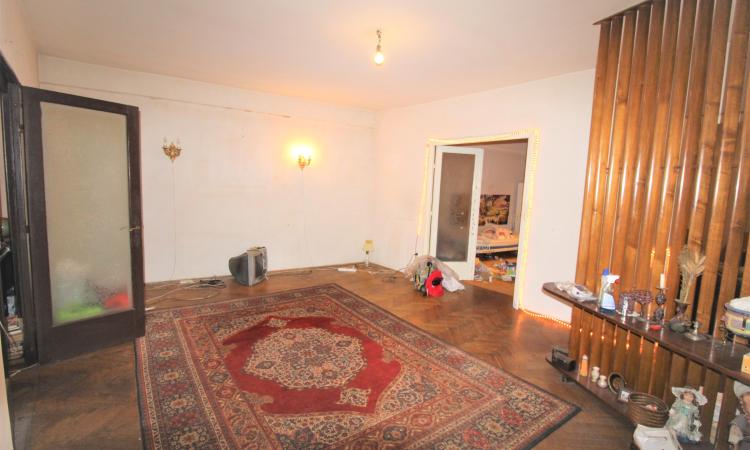4 camere - 130mp - Piata Romana - Dionisie Lupu