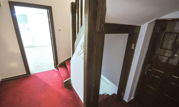 Decebal Piata Muncii Baba Novac Vila Singur Curte 200mp Centrala