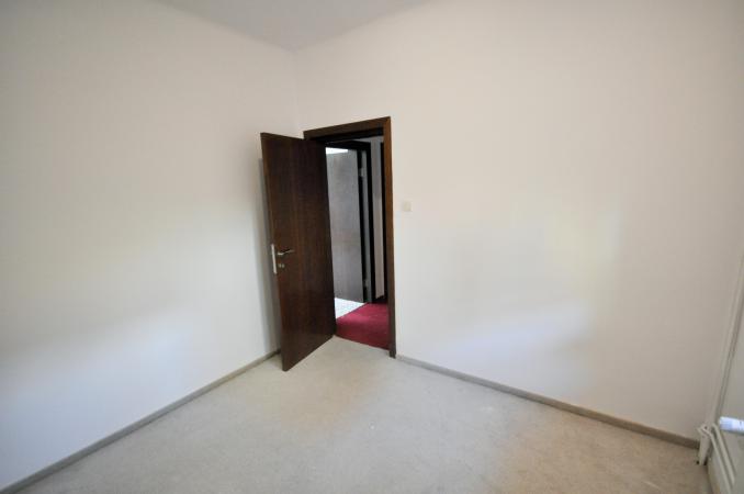 Decebal Piata Muncii Baba Novac Vila Singur Curte 200mp Centrala