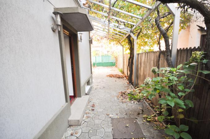 Decebal Piata Muncii Baba Novac Vila Singur Curte 200mp Centrala