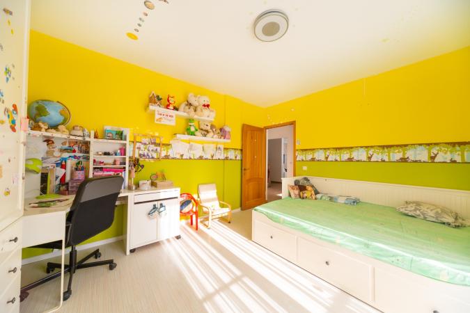 3 camere Zenville Pipera 100mp utili , 650 euro