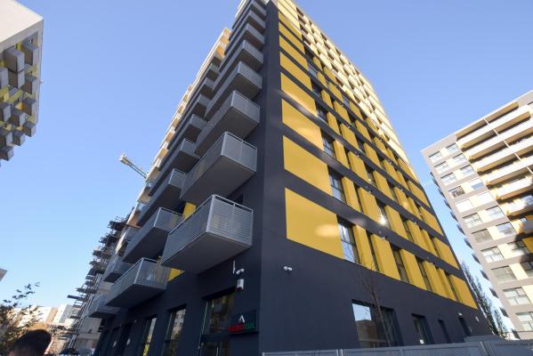 4 camere partial mobilat/utilat -cu parcare- Hercesa Residence -Basarabia  Titan