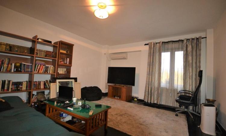 Apartament 2 camere Unirii - Sfanta Vineri - imobil 1991