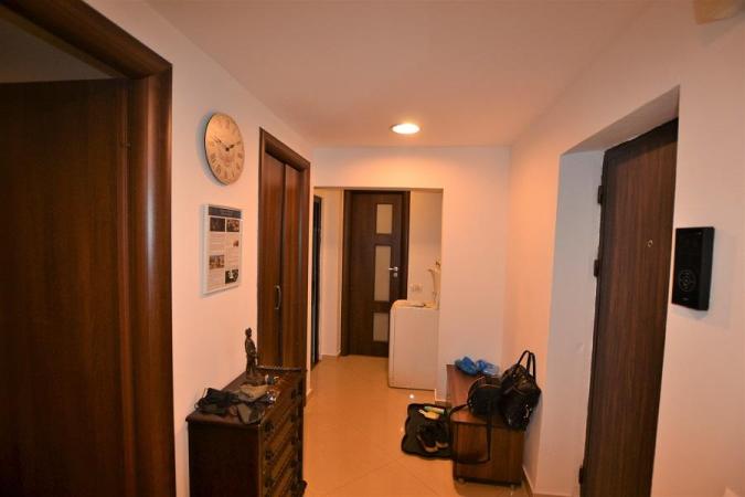 Apartament 2 camere Unirii - Sfanta Vineri - imobil 1991