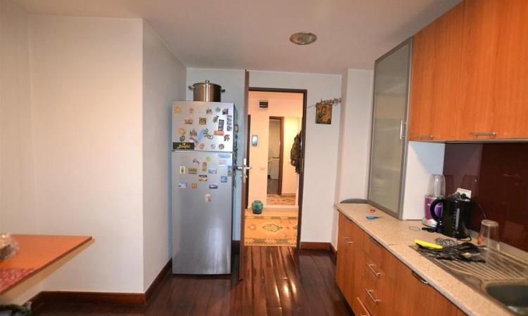 Apartament 2 camere Unirii - Sfanta Vineri - imobil 1991