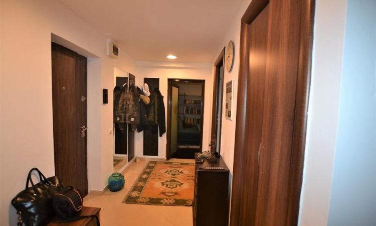 Apartament 2 camere Unirii - Sfanta Vineri - imobil 1991
