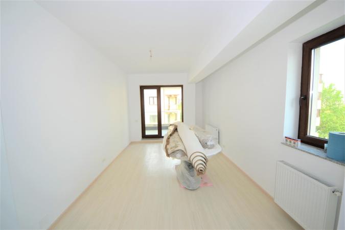 Apartament 4 camere - Sos. Gheorghe Ionescu Sisesti