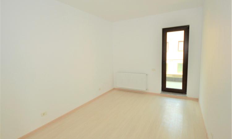 Apartament 4 camere - Sos. Gheorghe Ionescu Sisesti