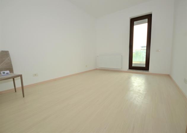 Apartament 4 camere - Sos. Gheorghe Ionescu Sisesti
