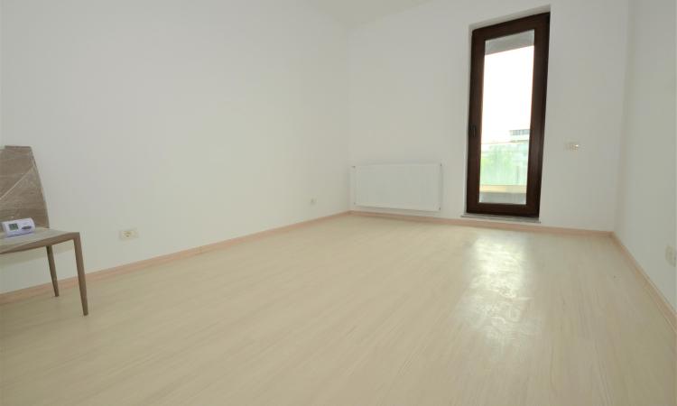 Apartament 4 camere - Sos. Gheorghe Ionescu Sisesti