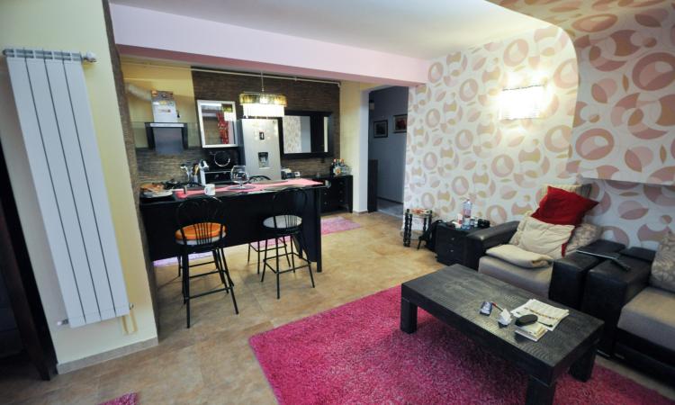 Unirii Rond Alba Iulia Vitan Apar 3 camere 115mp Centrala Proprie