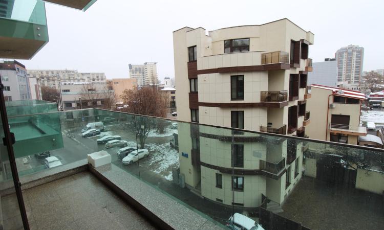 Piata Alba Iulia-Burebista-centrala proprie-bloc nou