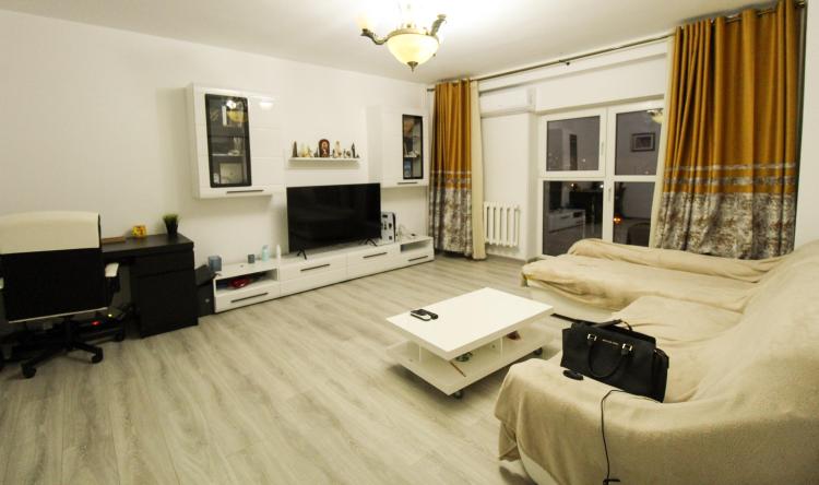Piata Alba Iulia-Burebista/complet renovat