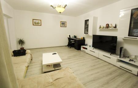 Piata Alba Iulia-Burebista/complet renovat