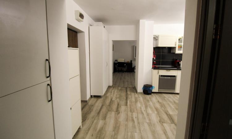 Piata Alba Iulia-Burebista/complet renovat