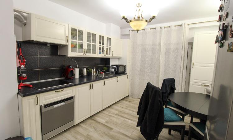 Piata Alba Iulia-Burebista/complet renovat